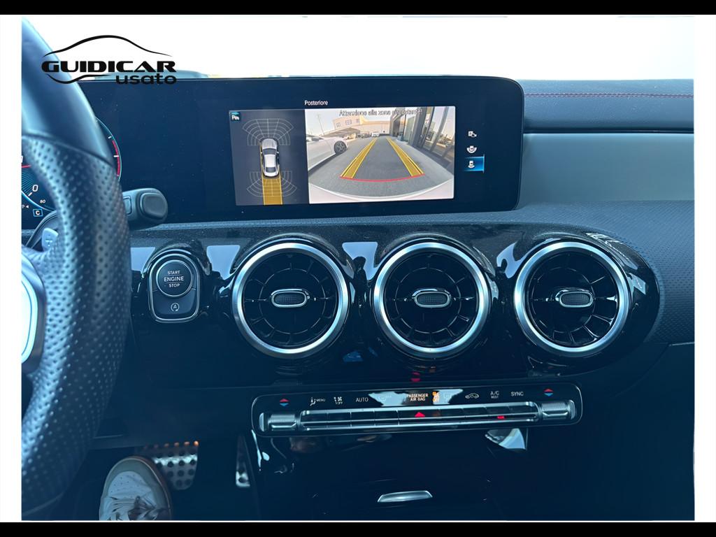 Mercedes-Benz CLA Coupe - C118 - CLA Coupe 200 d Premium auto