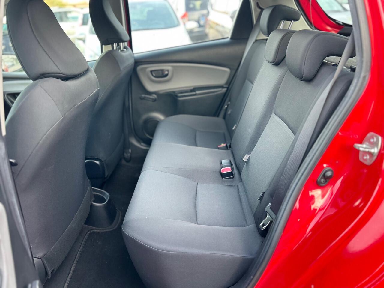 Toyota Yaris 1.0 5 porte Lounge