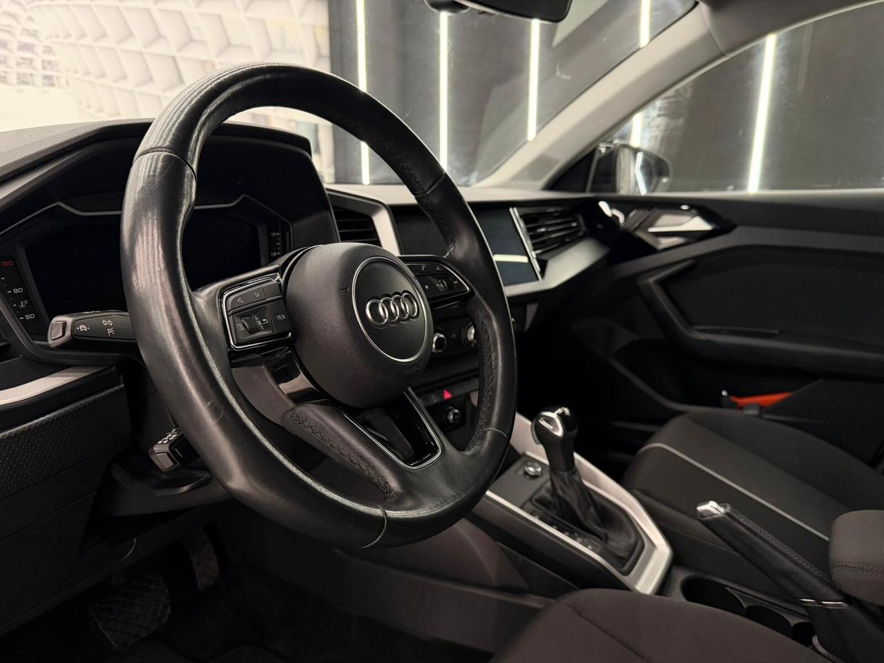 Audi A1 SPORTBACK S line edition-KM CERTIFICATI-12 MESI GARANZIA-PERMUTE