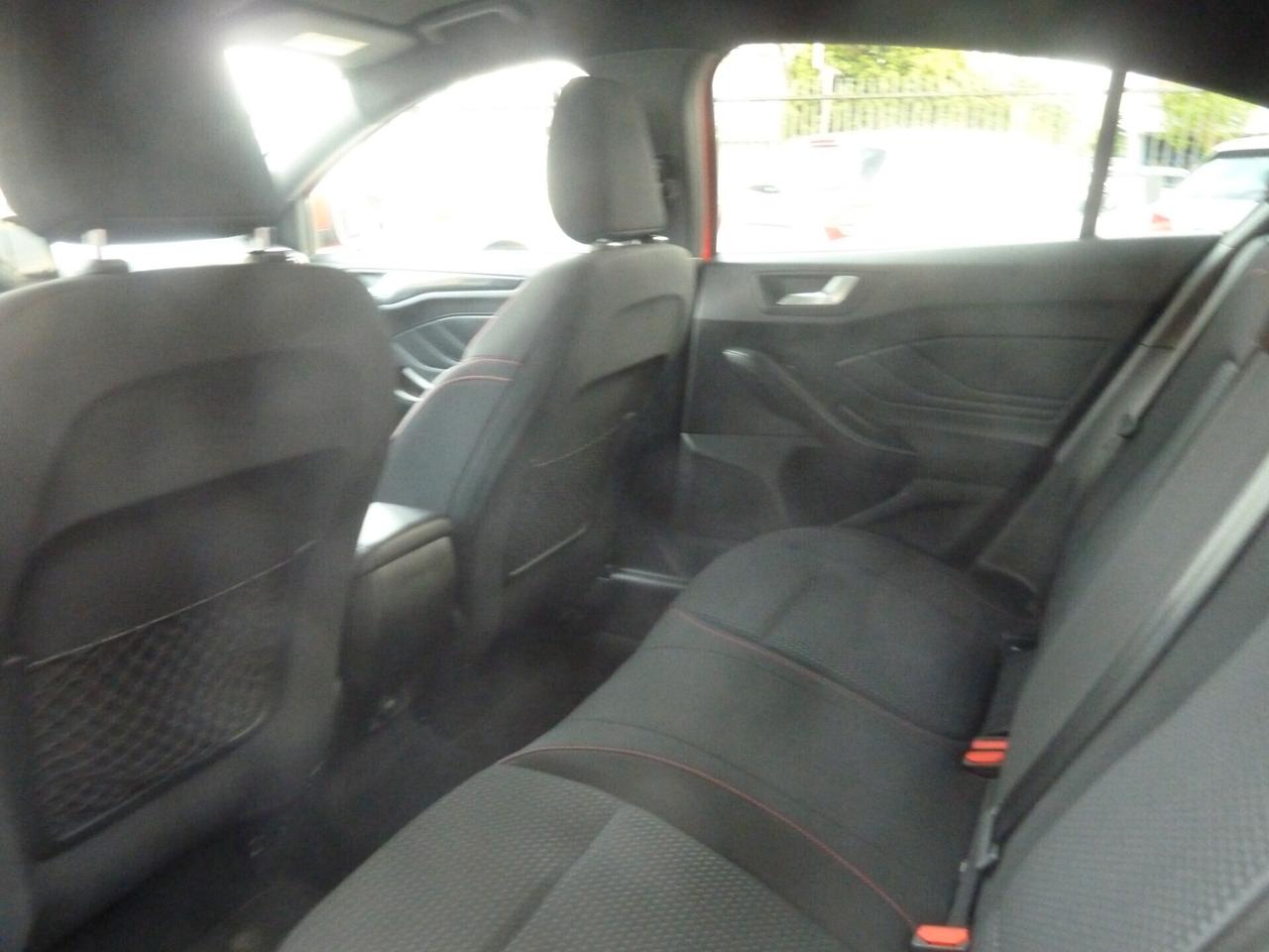 Ford Focus 1.0 125 CV ST Line OK neopatentati