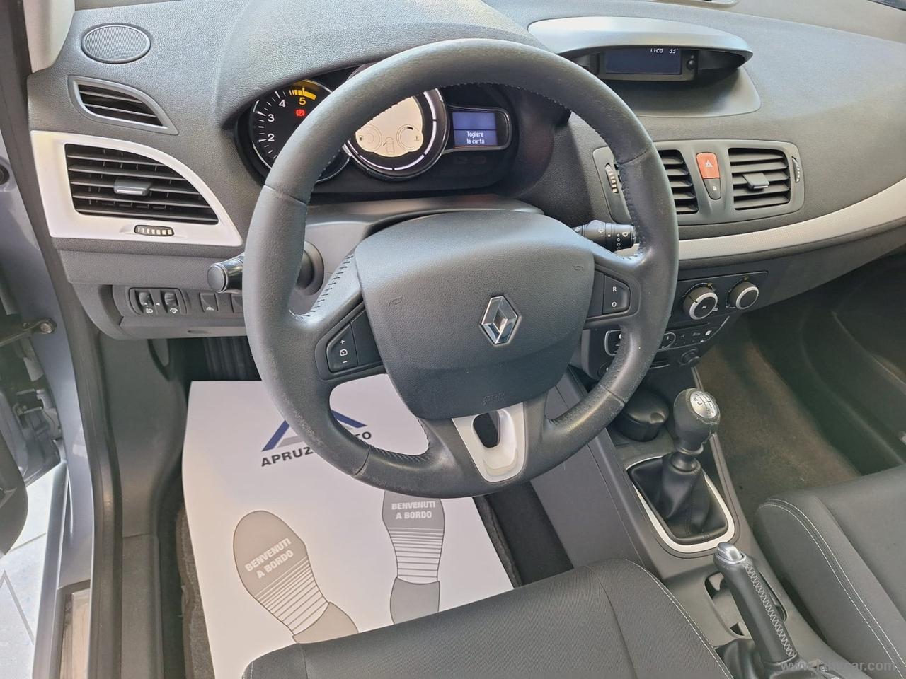 RENAULT Mégane 1.5 dCi 110 CV Dynamique