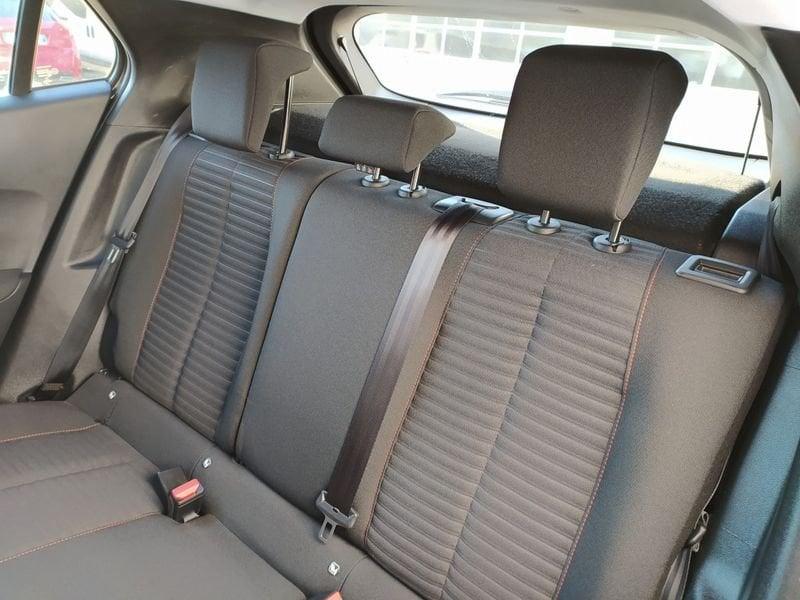 Peugeot 2008 130 EAT8 Active Pack zero interessi