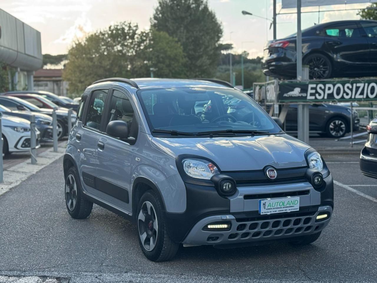 FIAT Panda Cross 1.0 FireFly S&S Hybrid UniPro UConnect 7 Pollici