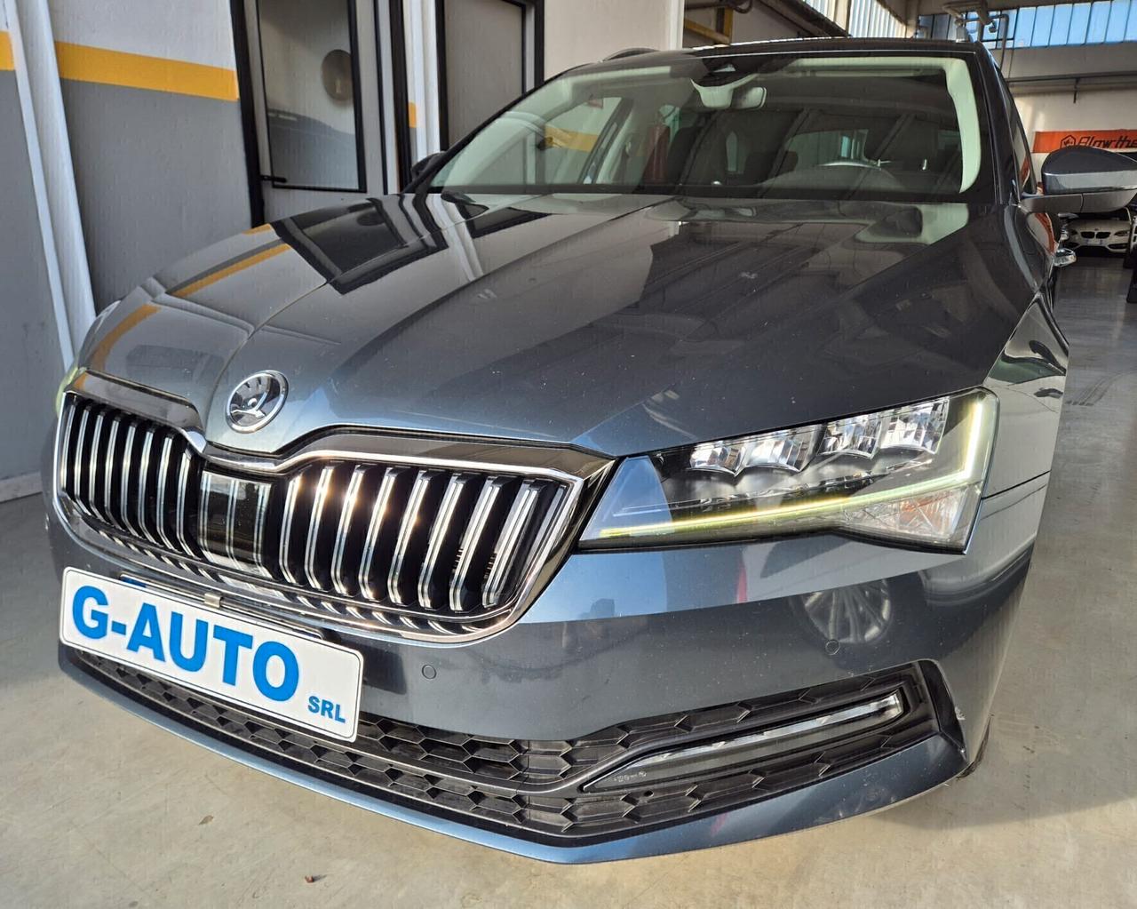 Skoda Superb 2.0 TDI EVO 150 CV SCR DSG Wagon Executive