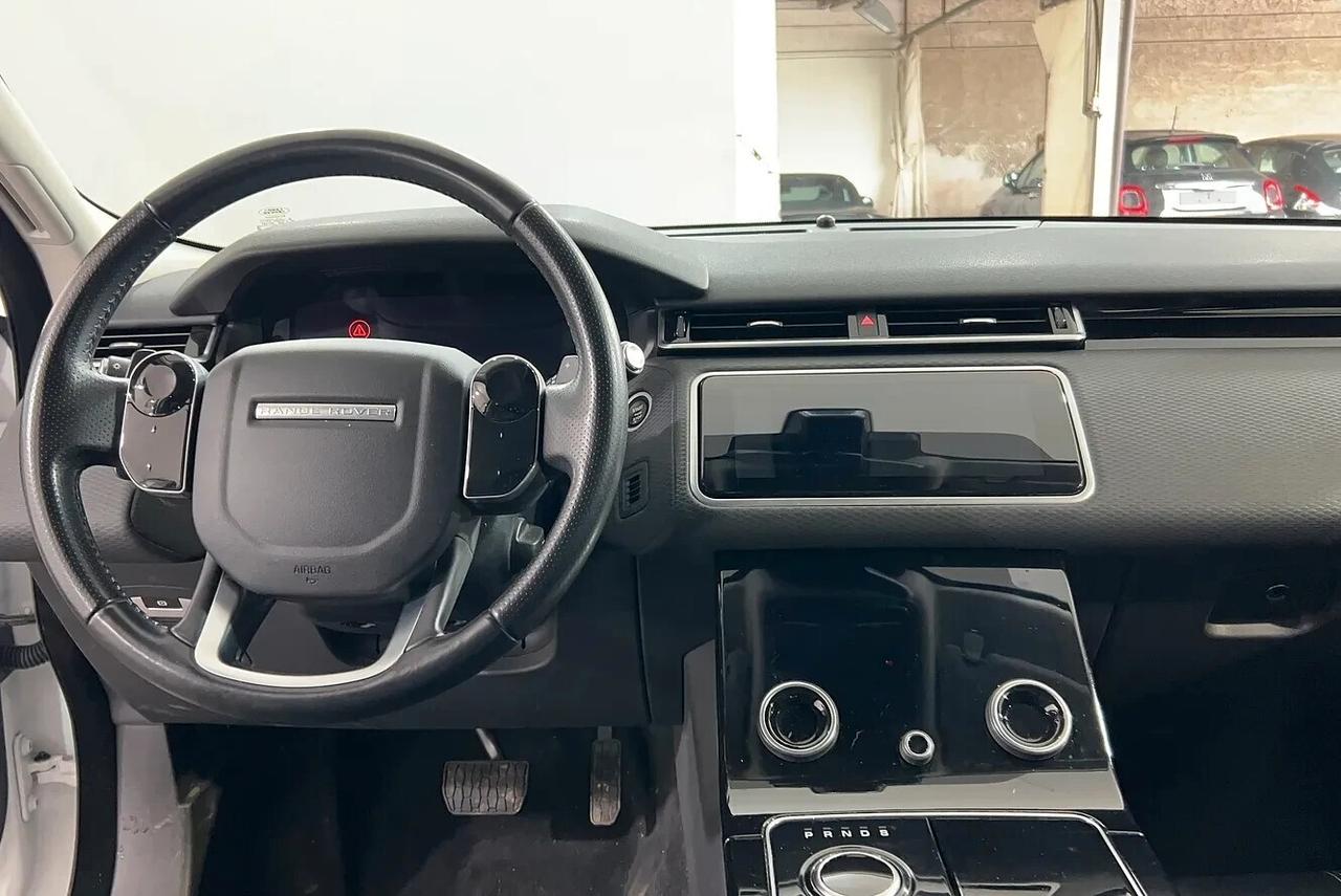 Land Rover Range Rover Velar Range Rover Velar 3.0d V6 R-Dynamic SE