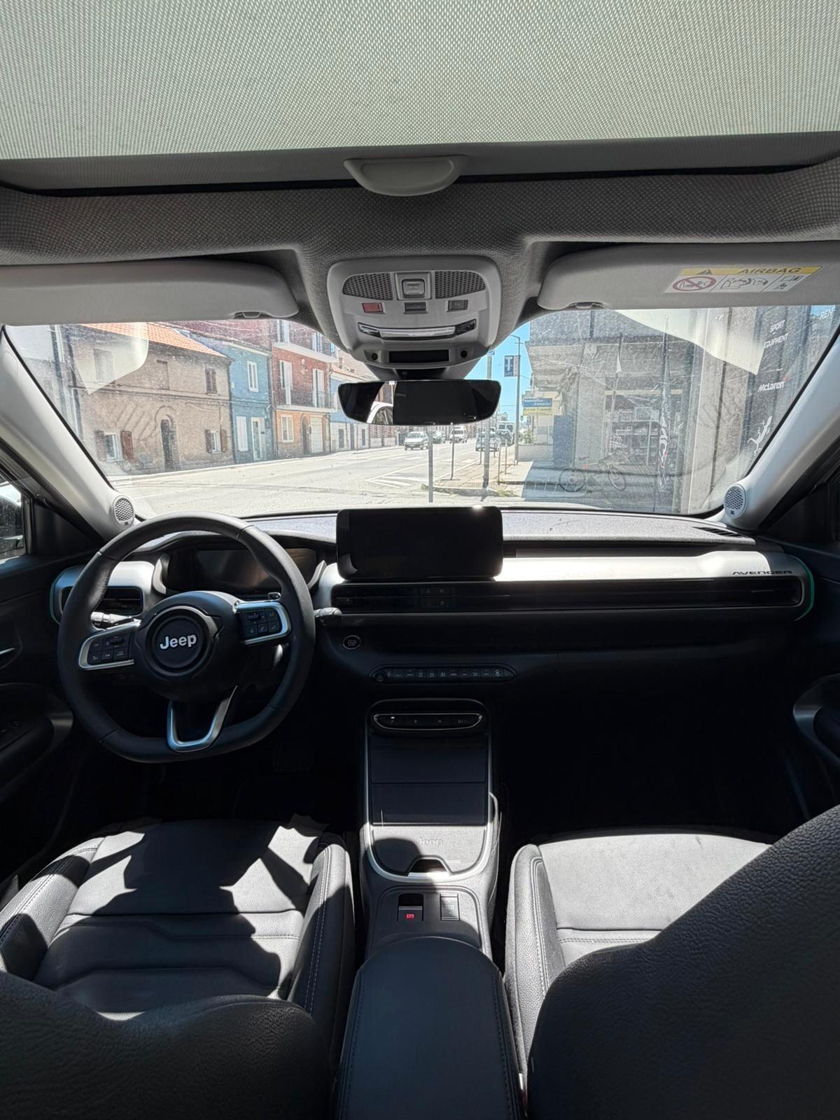 Jeep Avenger 1.2 Turbo 110 CV MHEV Summit