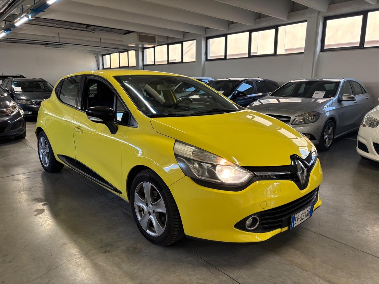 Renault Clio 1.5 dCi 8V 90CV