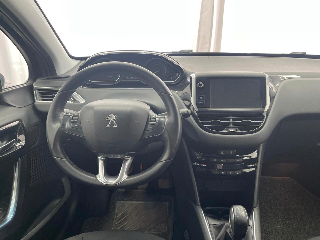 Peugeot 208 ALLURE 1.2 BENZINA 5 PORTE FINANZIABILE SENZA BUSTA