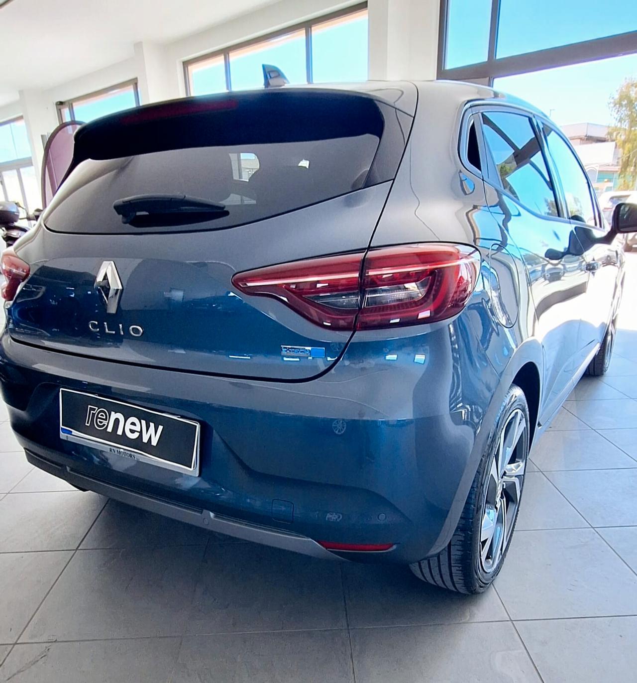 Renault Clio Hybrid E-Tech 140 CV 5 porte R.S. Line