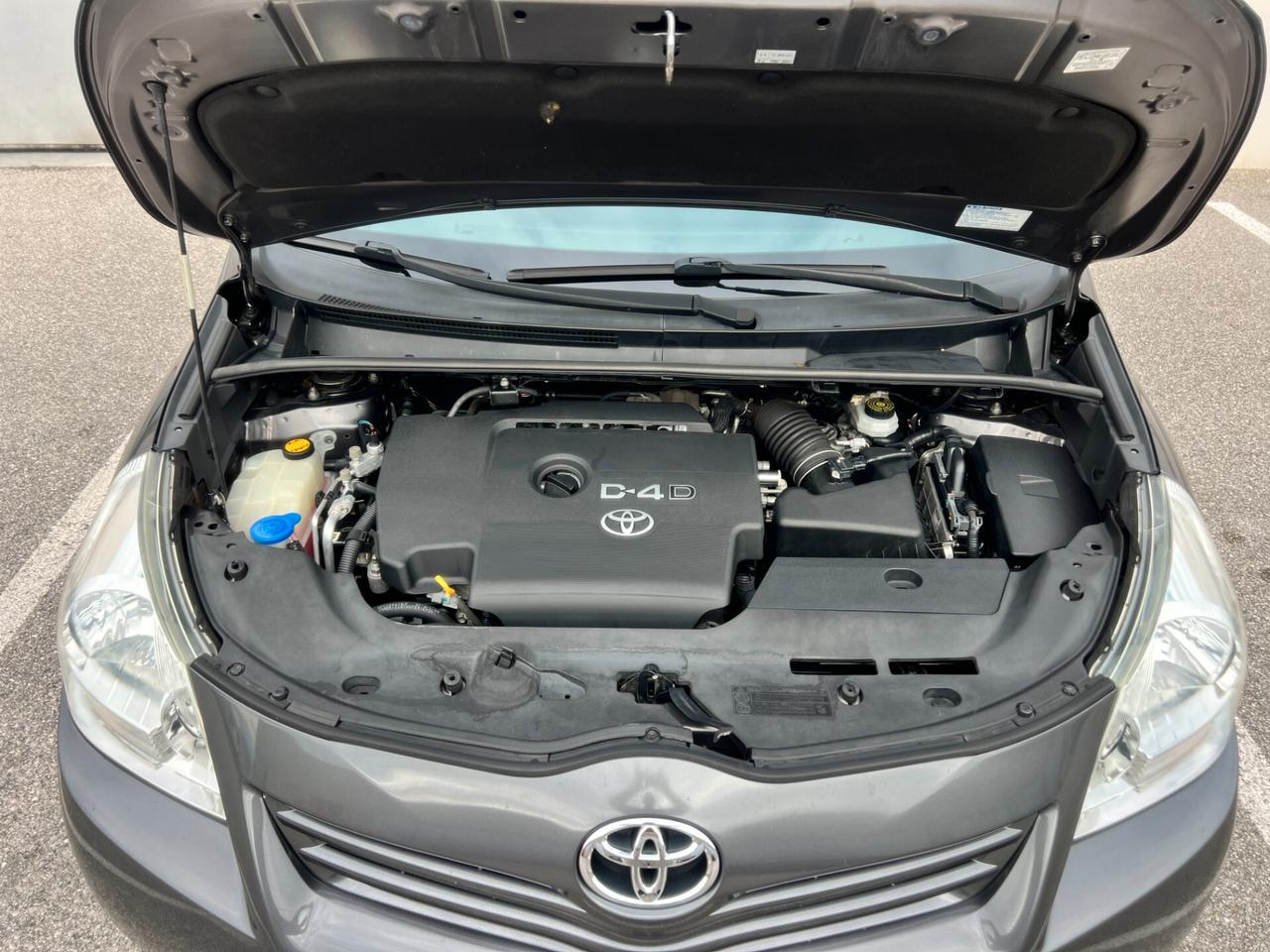 Toyota Verso 2.0 D Sol