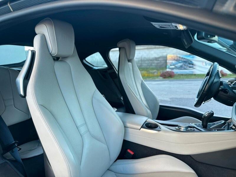 BMW i8 (I12/15) i8
