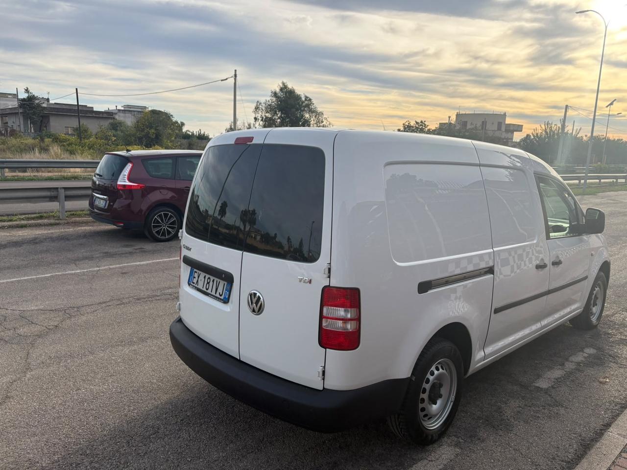 Vw Caddy 1600 TDI Van Maxi 2014