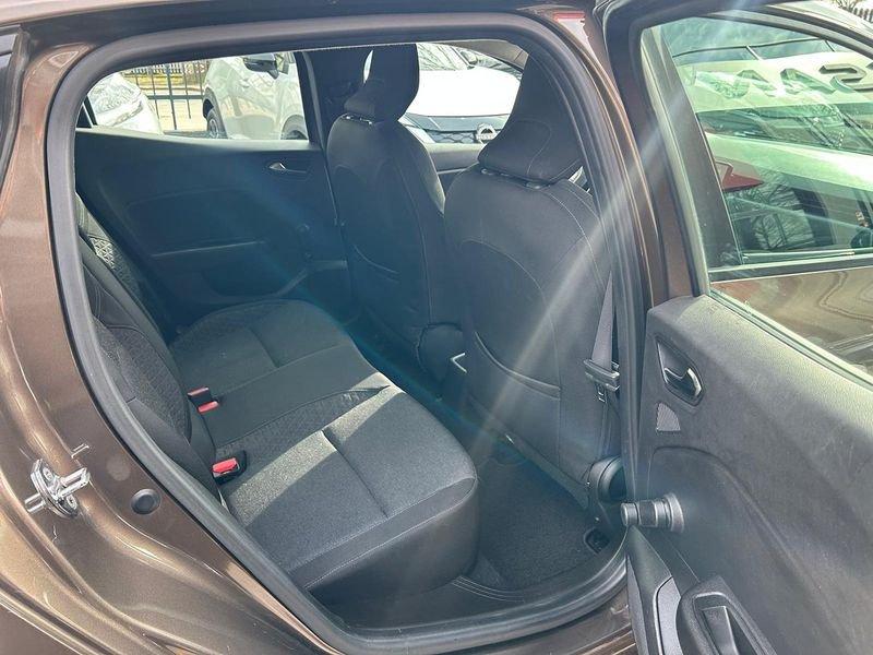 Renault Clio V 2019 5 Porte 1.6 E-TECH Hybrid 140cv Zen Auto autocarro