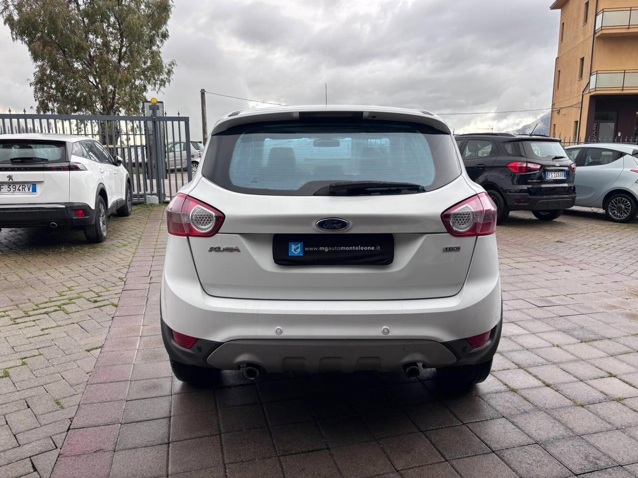 FORD KUGA