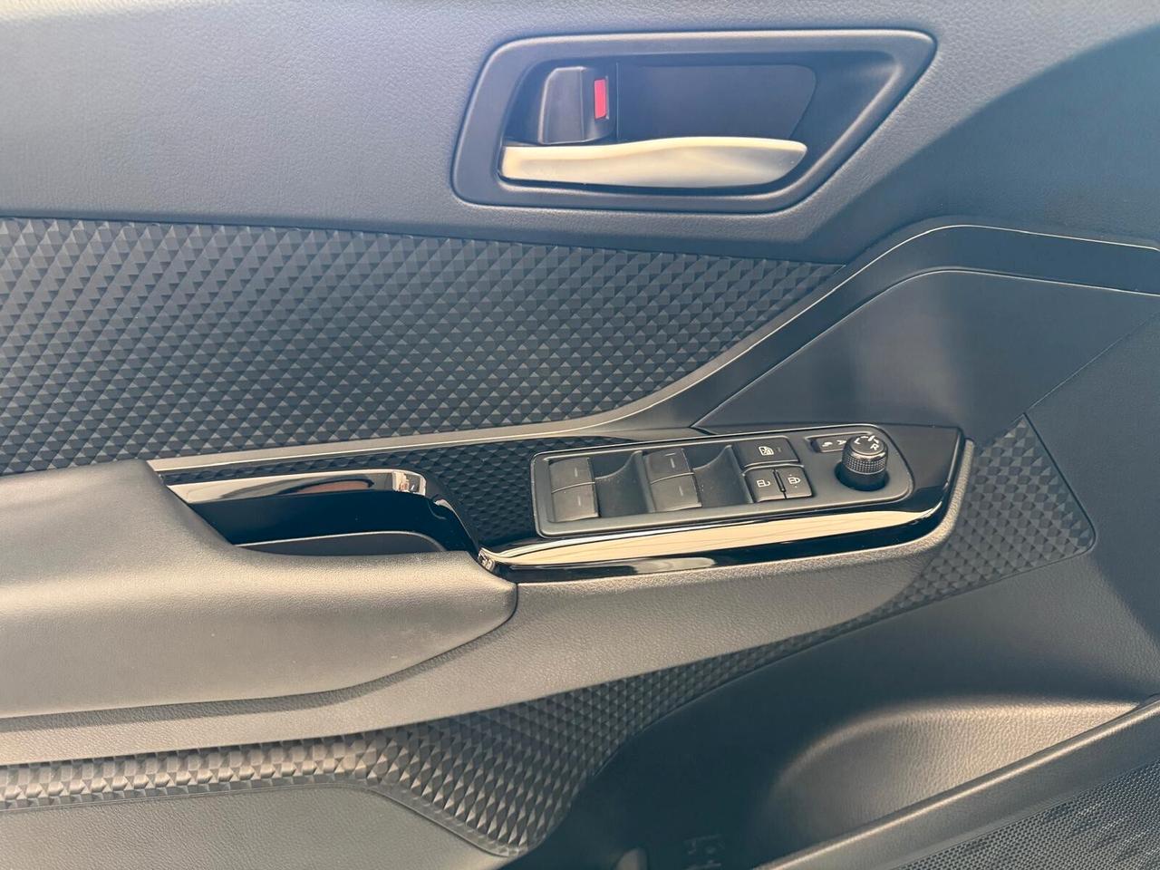 Toyota C-HR 1.8 Hybrid E-CVT Trend UNICOPROPRIETARIO SEMPRE TAGLIANDATA PARI AL NUOVO