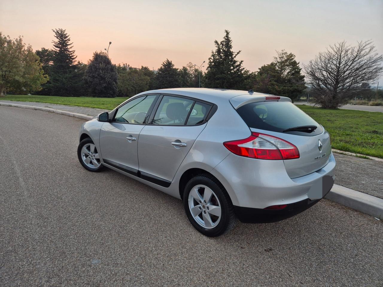 Renault Megane Mégane 1.5 dci diesel 110cv 2012