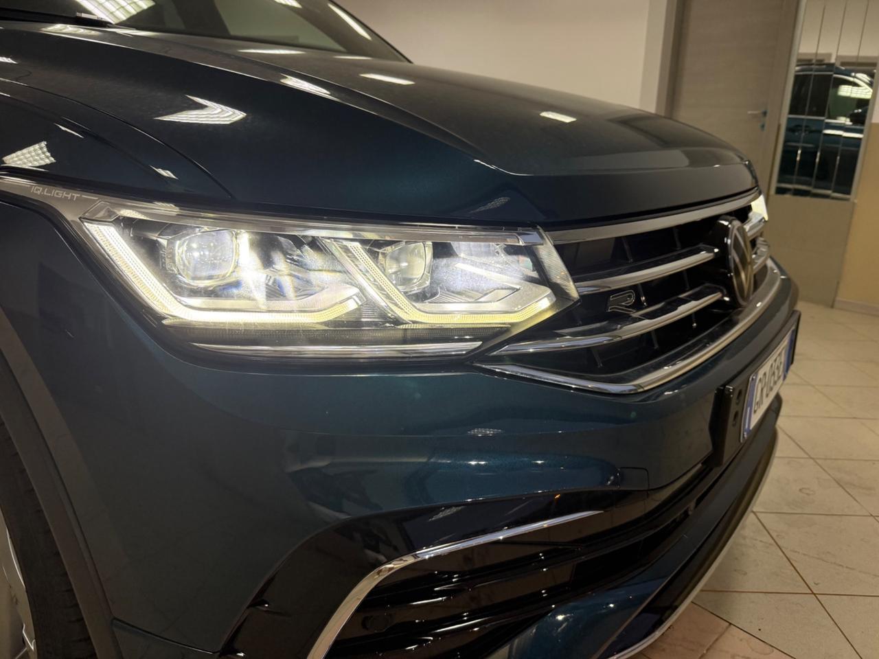 Volkswagen Tiguan 2.0 TDI 150 CV SCR DSG R-Line