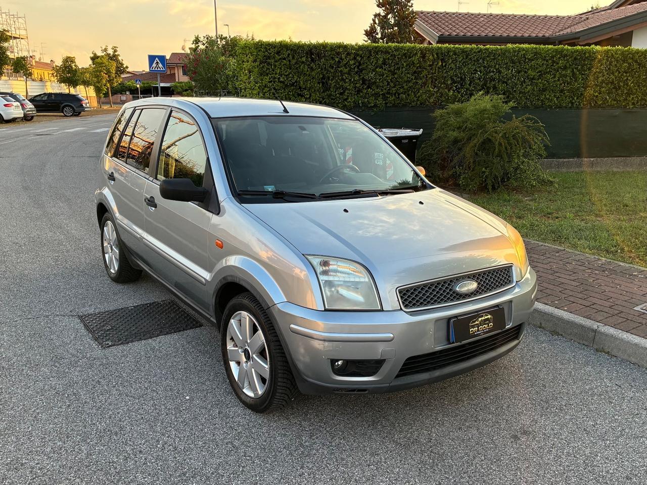 Ford Fusion 1.4 TDCi 5p. Leather