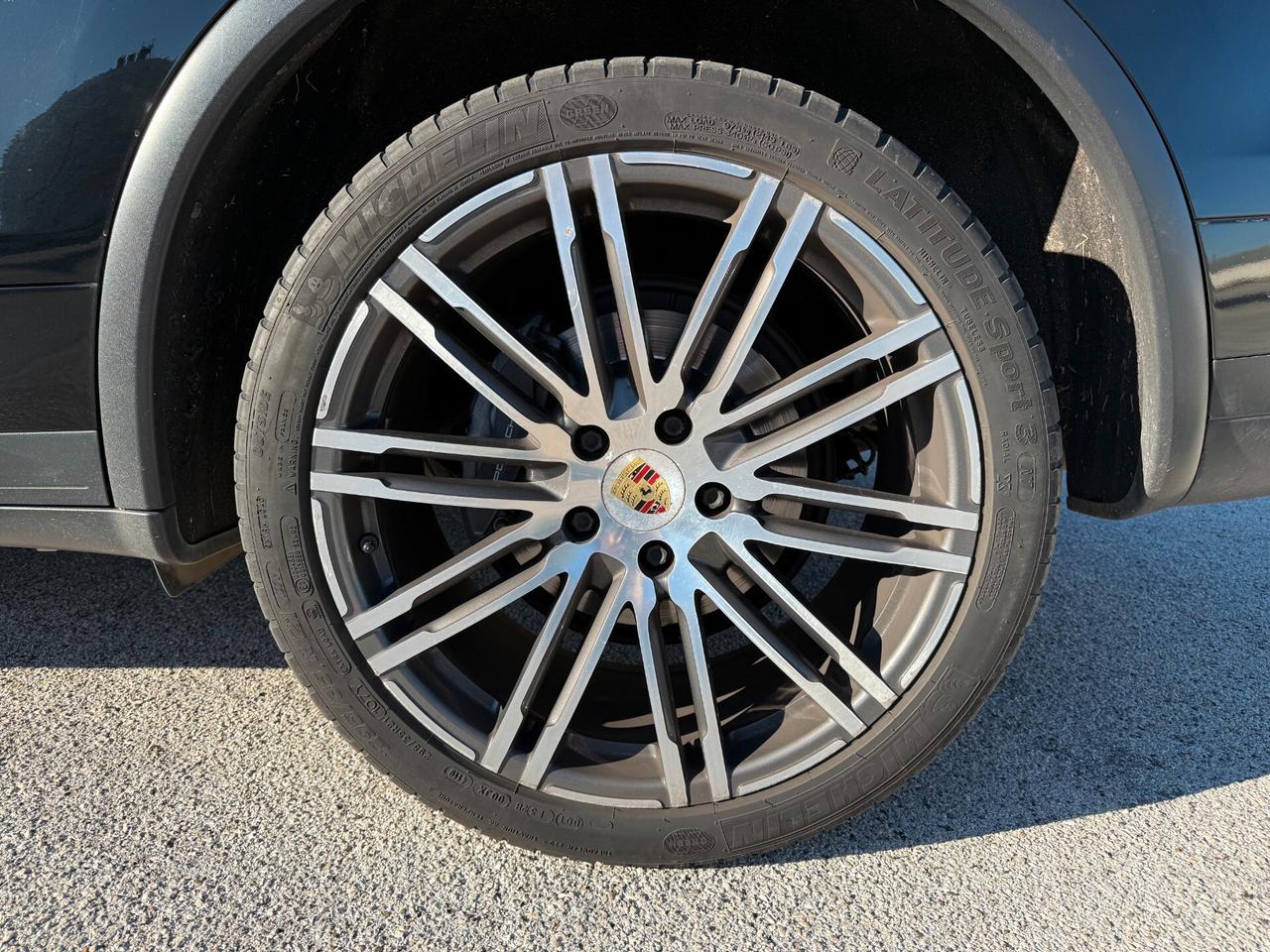 Porsche Cayenne 3.0 Diesel *TETTO , IVA ESPOSTA*