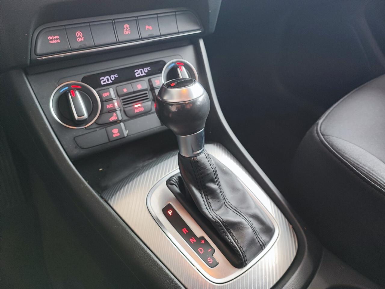 Audi Q3 2.0 TDI S tronic Business SPORT