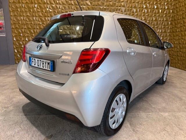 Toyota Yaris 1.5 Hybrid 5 porte Active