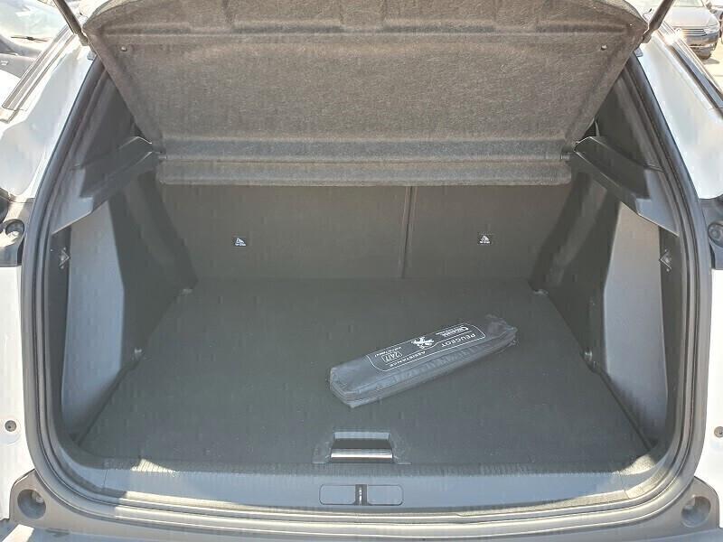 PEUGEOT NEW 2008 BlueHDi 110CV ALLURE LED NAV PARK