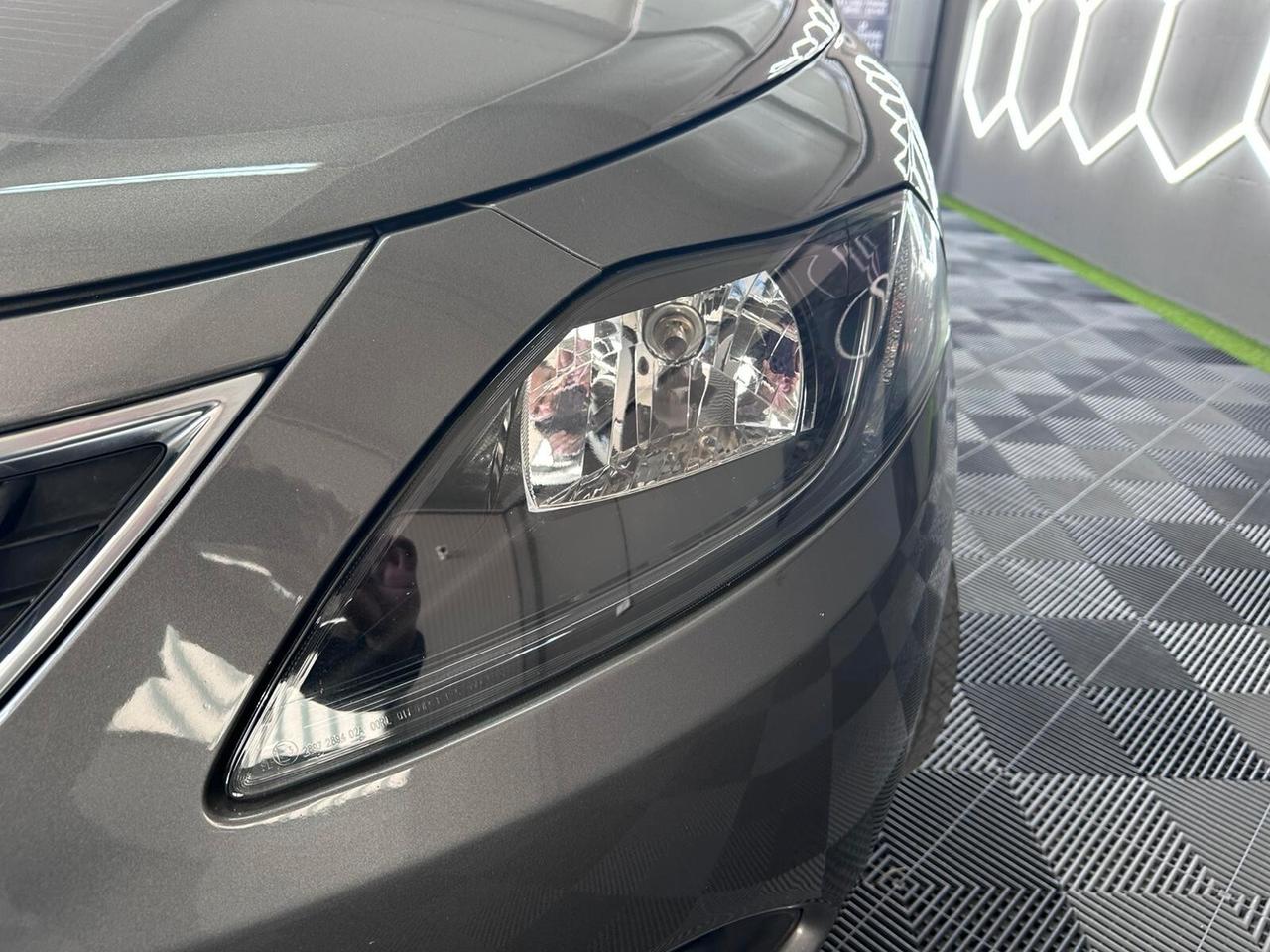 Lancia Ypsilon 1.0 FireFly 5 porte S&S Hybrid Alberta Ferretti