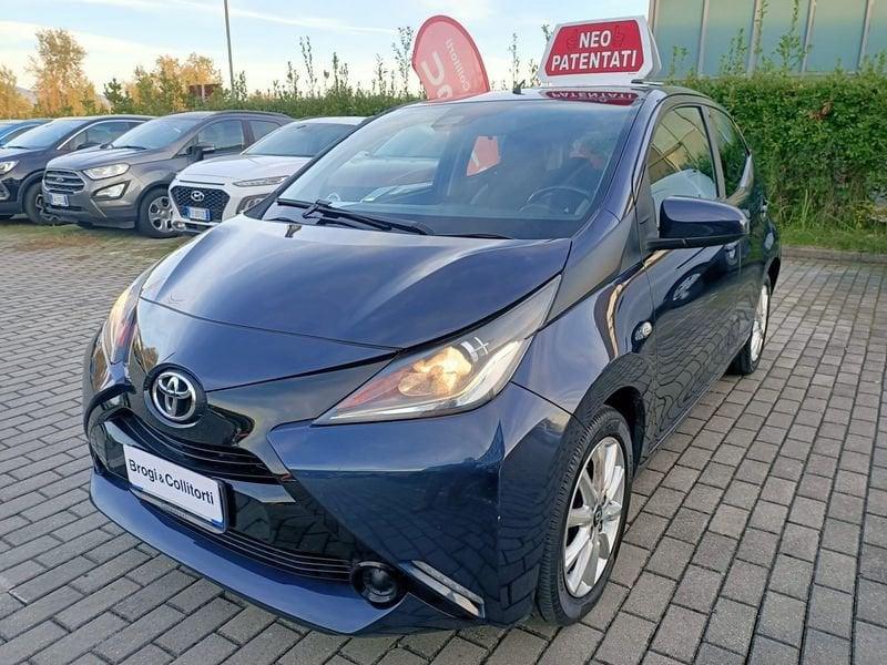 Toyota Aygo 5 Porte 1.0 VVT-i x-play my15