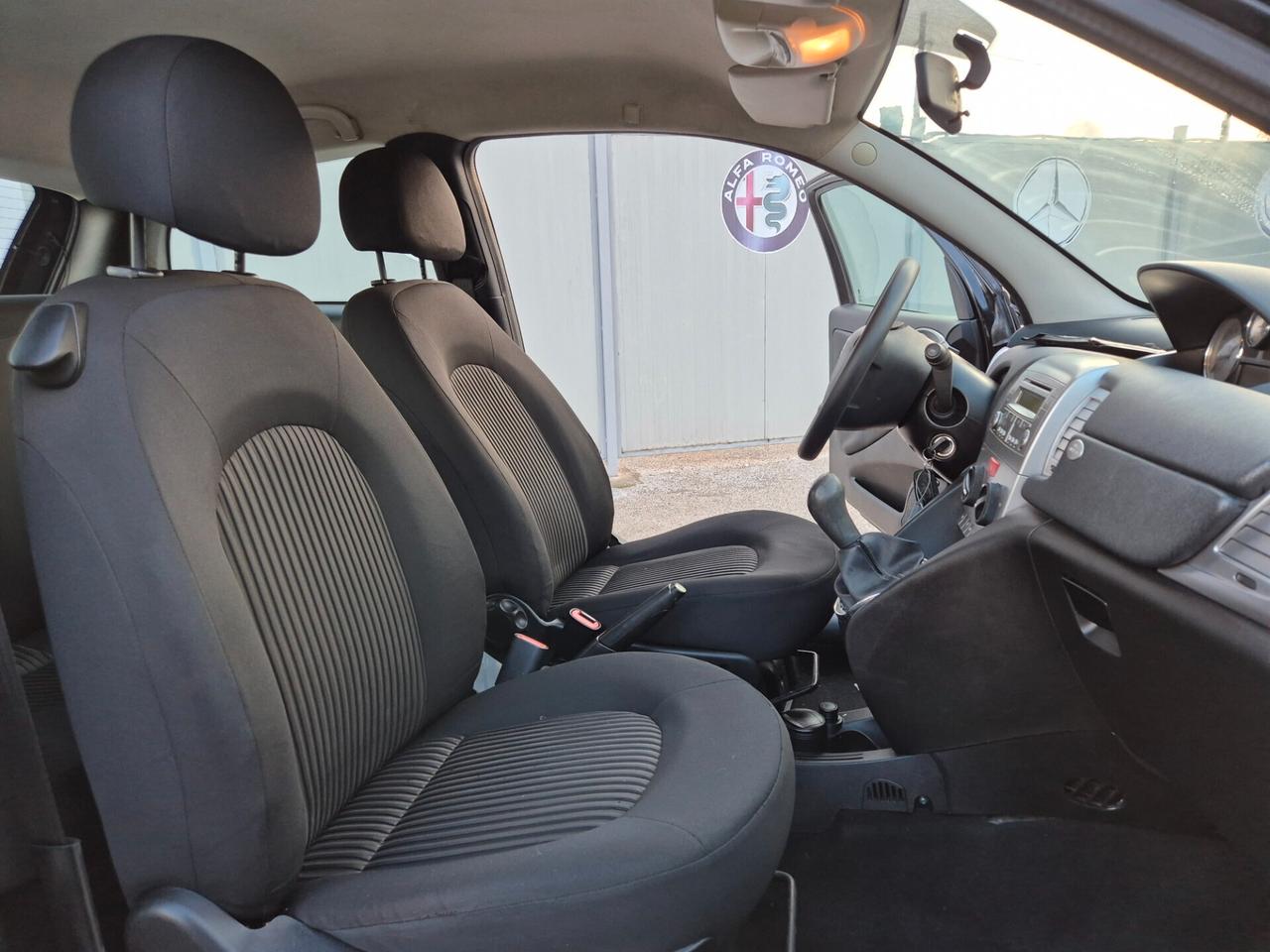 Lancia YPSILON 1.3 MJT 75 CV RESTAYLING NUOVA FULL 2010