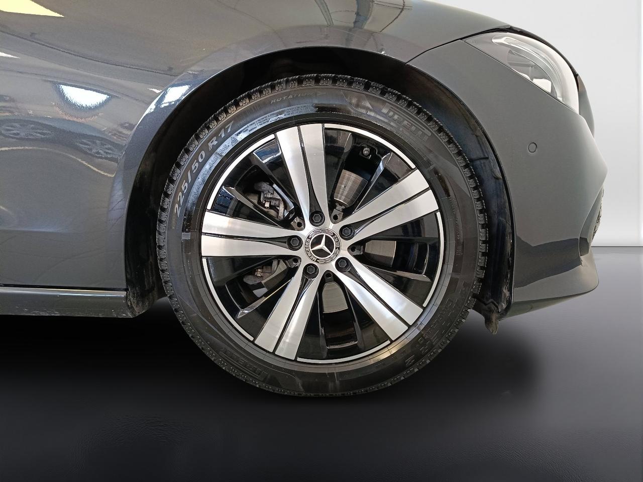 Mercedes-Benz Classe C-W206 Berlina 2021 - C 220 d mhev Sport auto