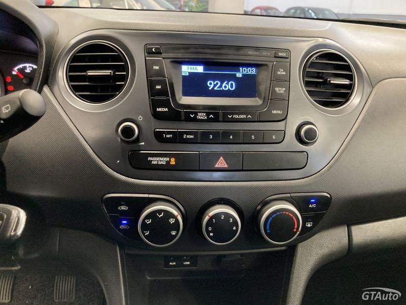 Hyundai i10 1.0 MPI Comfort adatta ai neopatentati