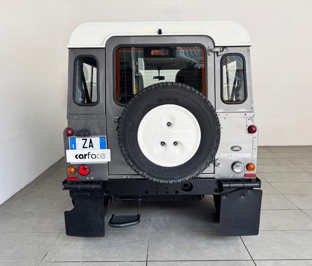 LAND ROVER Defender 2.4