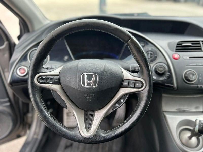 Honda Civic Civic 5p 2.2 i-ctdi Executive i-pilot