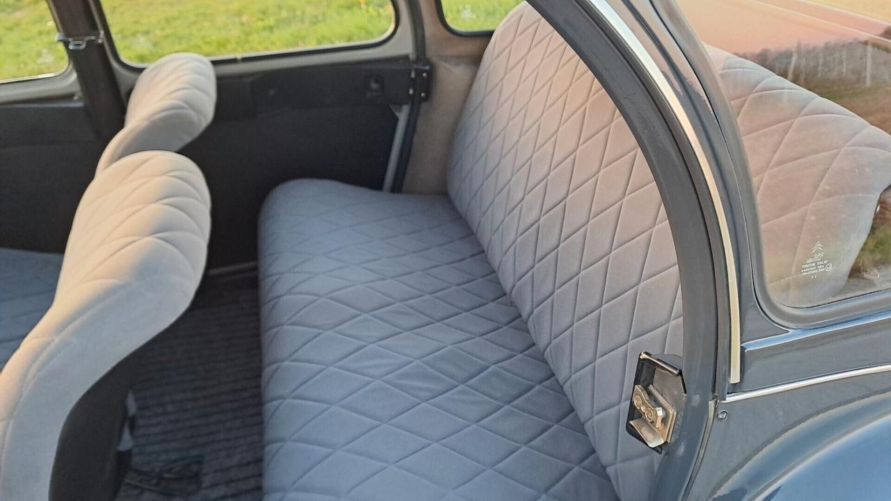 Citroen 2CV 6 Charleston RESTAURATA