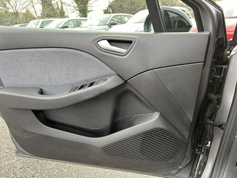 Renault Clio V 2023 1.0 tce Techno 90cv