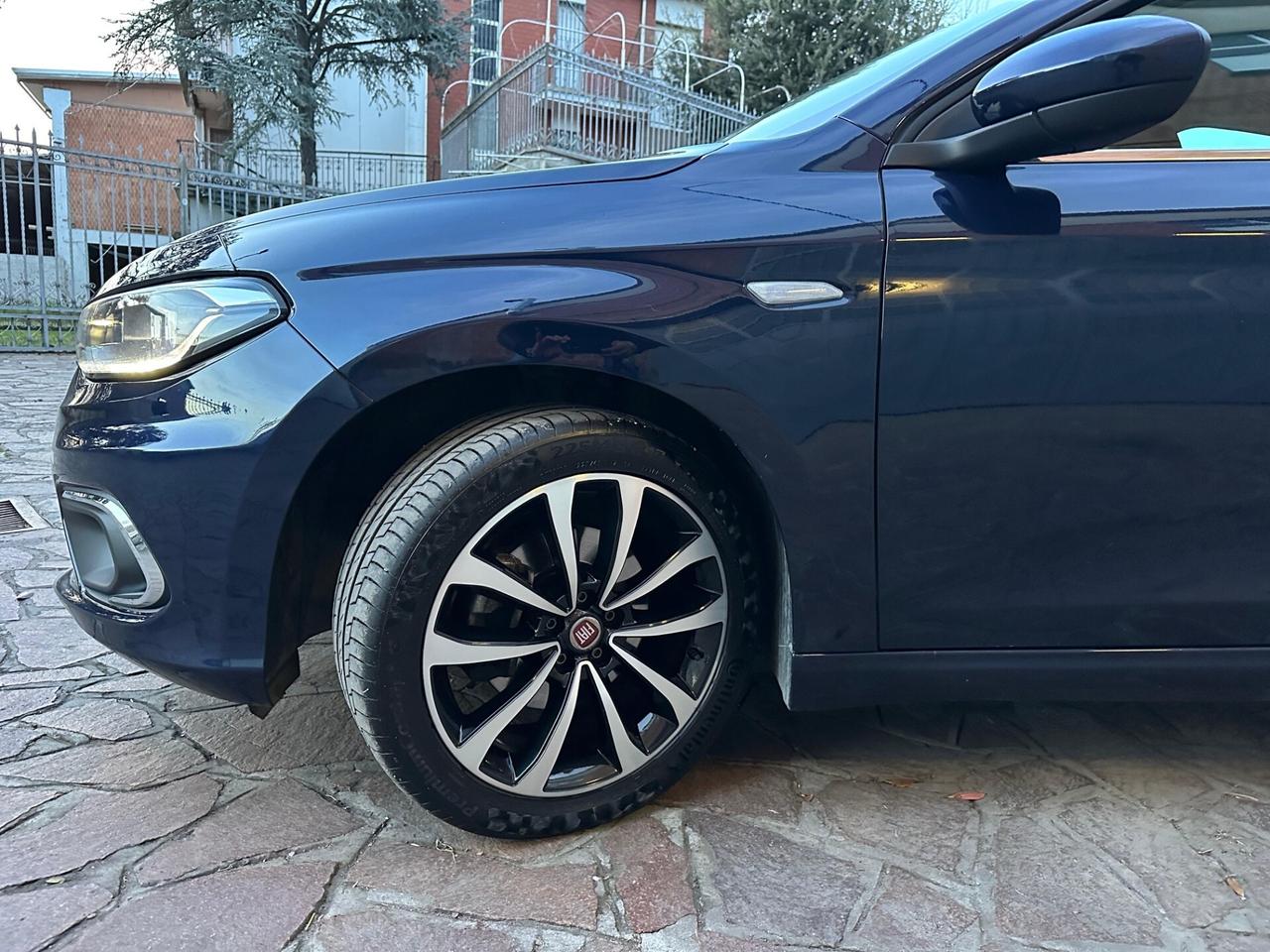 Fiat Tipo 1.3 Mjt S&S 5 porte Lounge. Neopatentati
