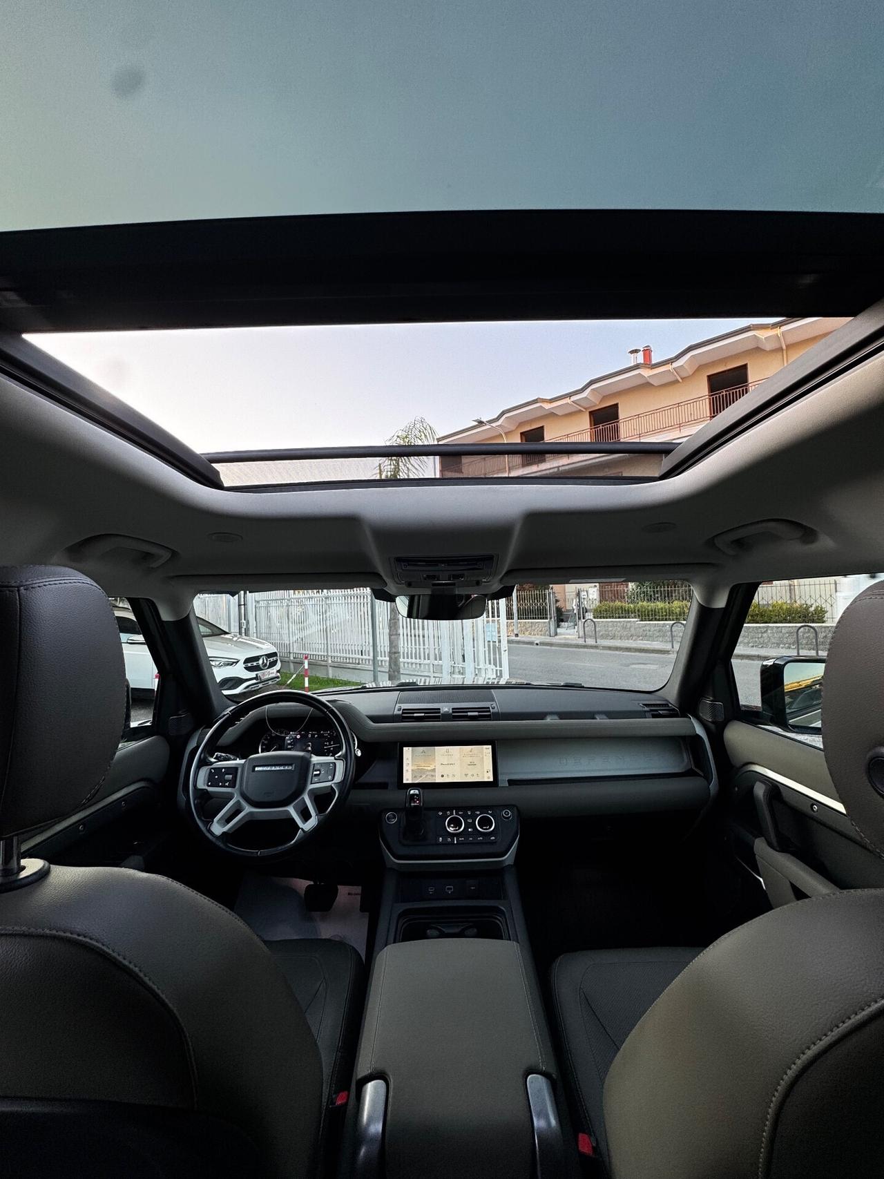 Land Rover Defender 110 3.0D I6 200 CV Tetto X-Dynamic SE