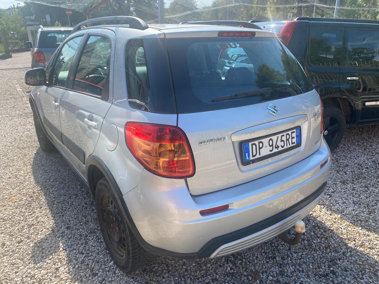 Suzuki SX4 1.6 16V 4WD GANCIO TRAINO