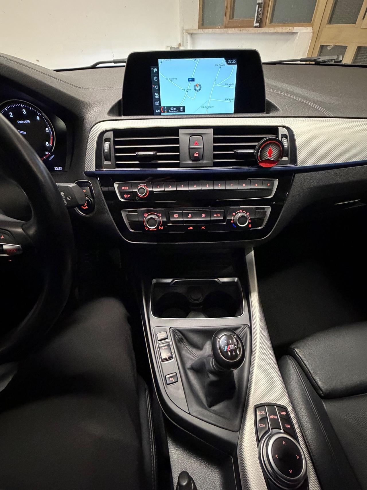 Bmw 118 118d 5p. Msport
