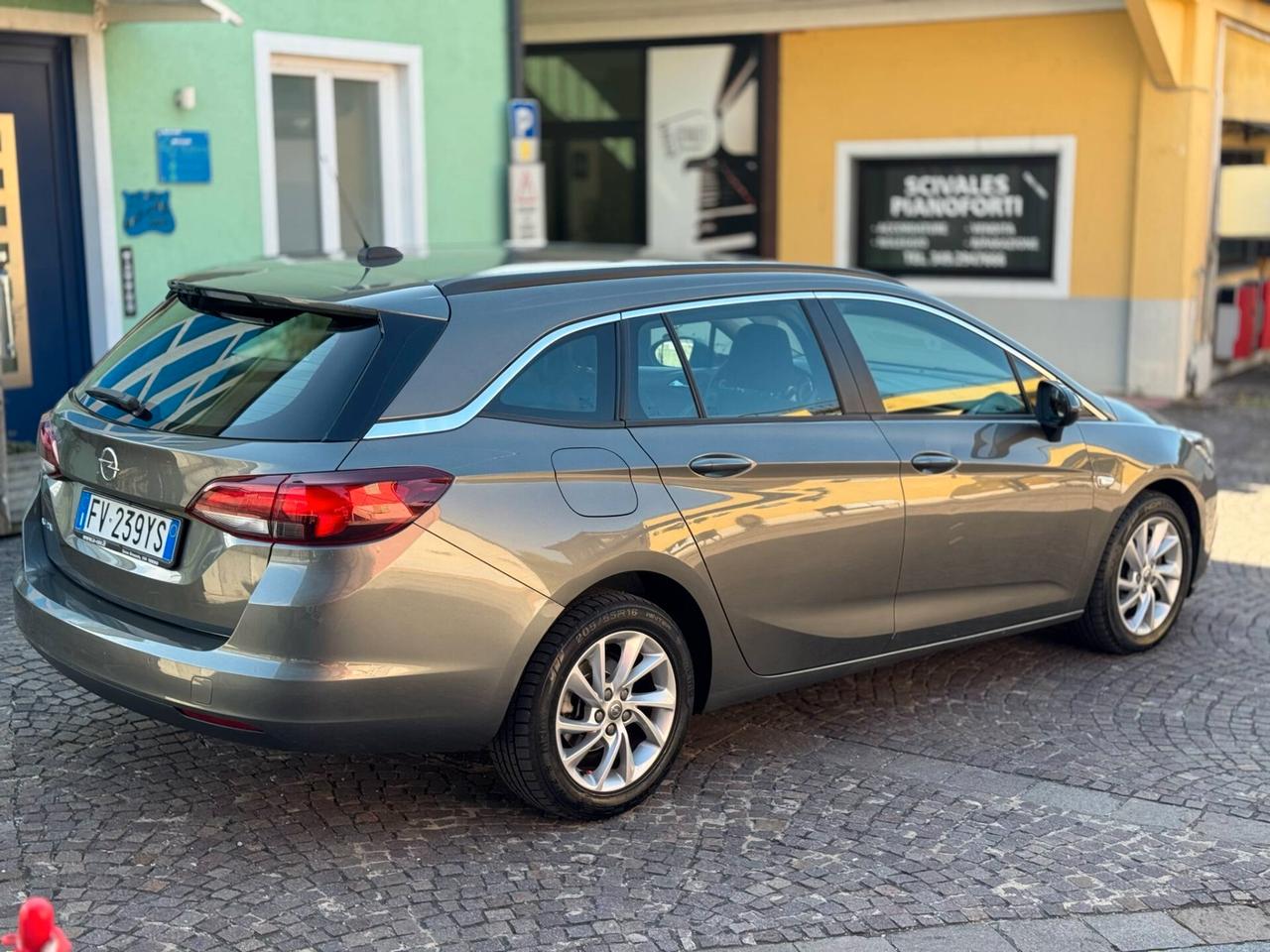 Opel Astra 1.6 CDTi 110CV Start&Stop Sports Tourer Business