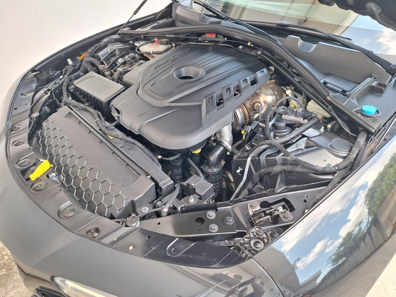 Alfa Romeo Giulia 2.2 Turbodiesel 136 CV AT8 Business