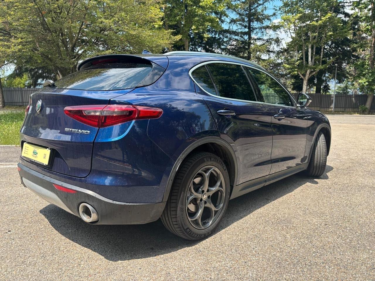 Alfa Romeo Stelvio 2.2 Turbodiesel 190 CV AT8 RWD Business