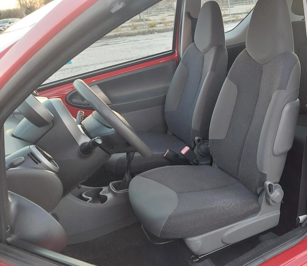 1.0 BENZINA - NEOPATENTATI - PEUGEOT 1 0 7 -