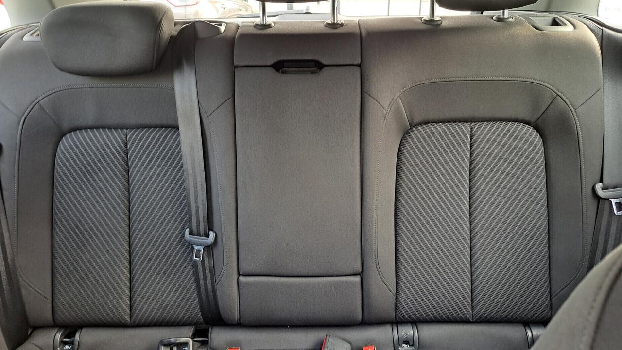 Audi Q5 TDI quattro 2.0 TDI S tronic 163cv