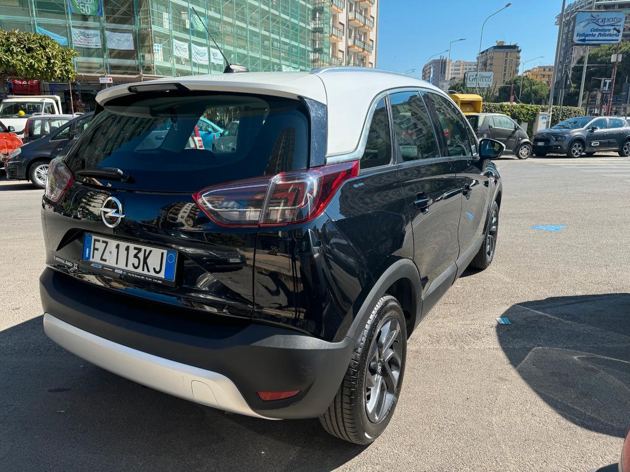 Opel Crossland X 1.2 BENZ.