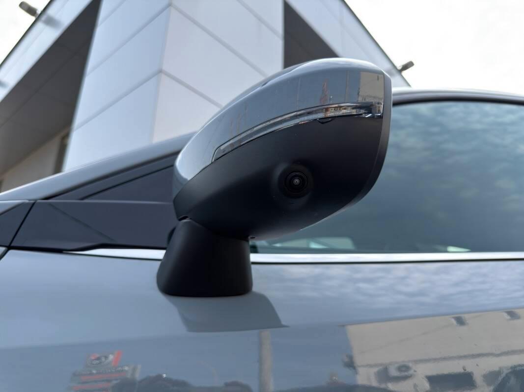 Nissan Qashqai 1.3 mhev N-Connecta 140cv Con TELECAMERA A 360°