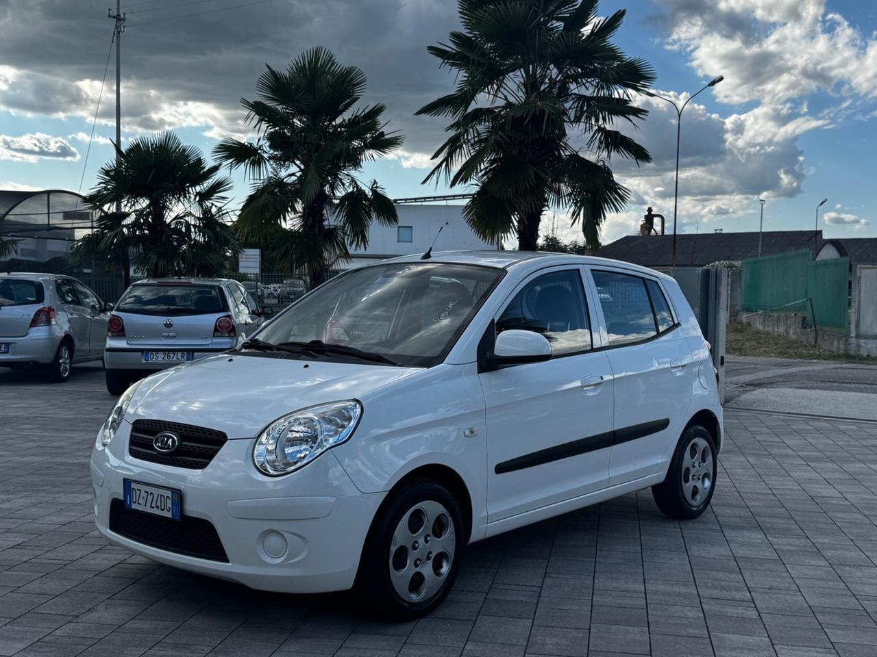 Kia Picanto 2009 ok neopatentati