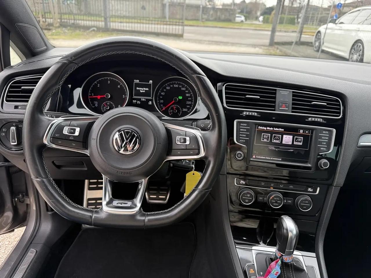 Volkswagen Golf 7 1.6 Tdi Dsg 110cv R-line Edition Uniporp E6