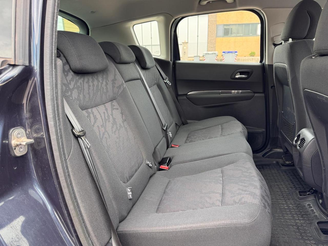 Peugeot 3008 1.6 HDi 112CV Business