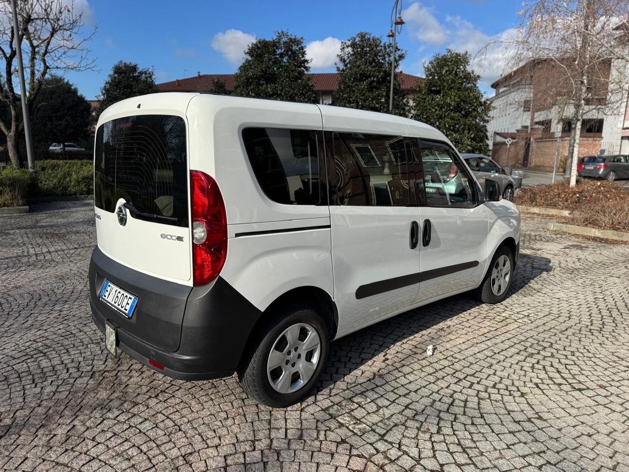 Opel Combo 1.3 CDTi 90CV 5posti